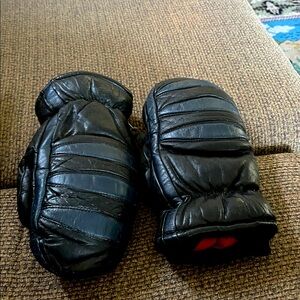 Black Leather Mittens
